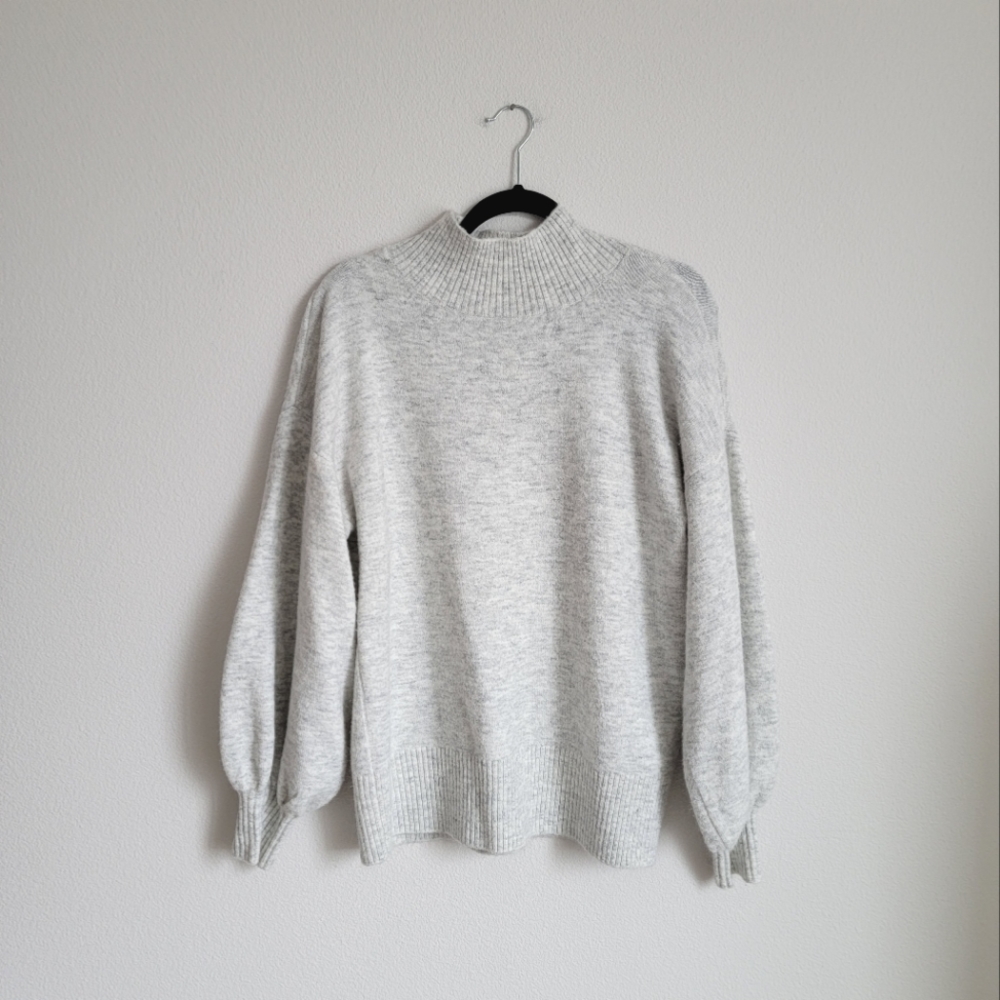 Vince Camuto sweater